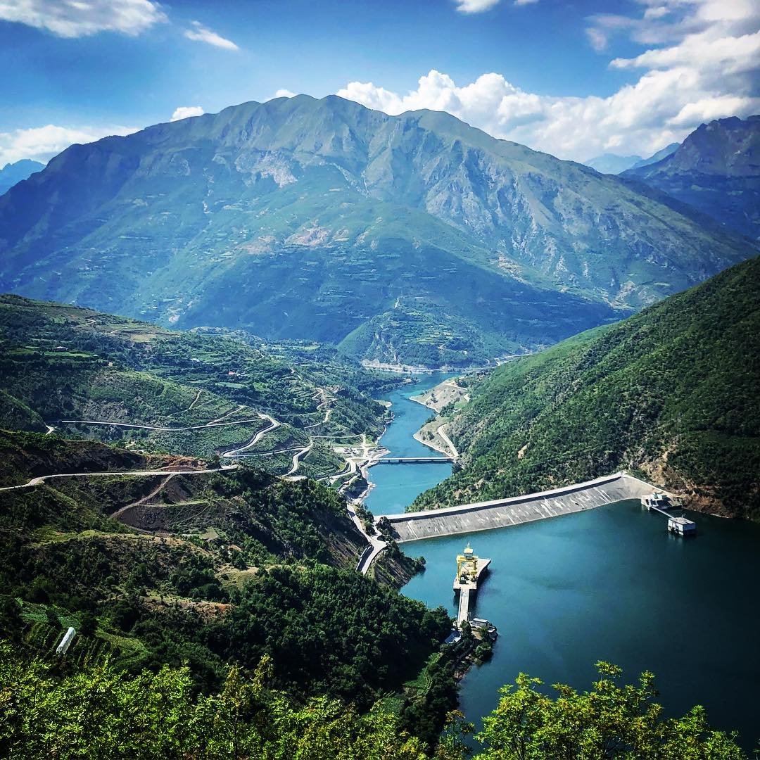 16:00 - Arrival back to Komani Lake